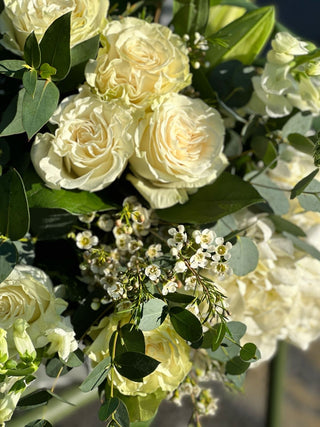 Classic Elegance - Bouquet, close up