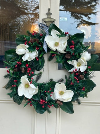 Magnolia and Red Berry Wreath 66cm- Everlasting